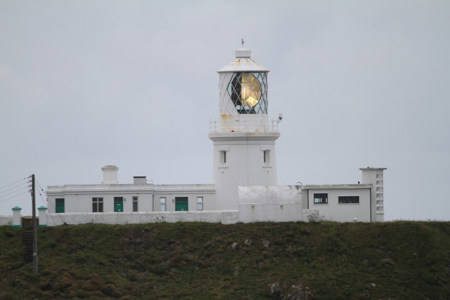 B 400 mm 100-400 mm lens