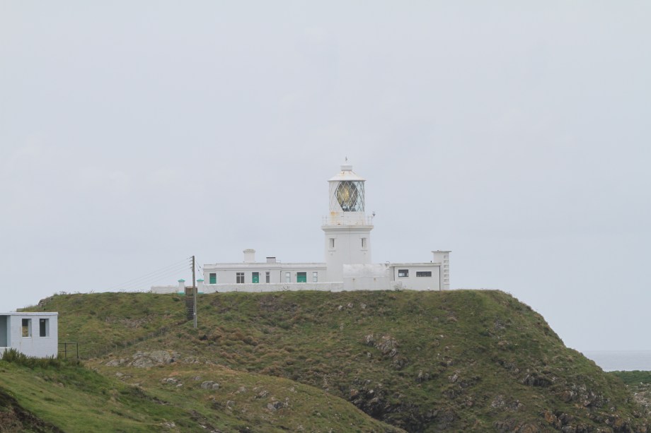 C 200 mm 100-400 mm lens