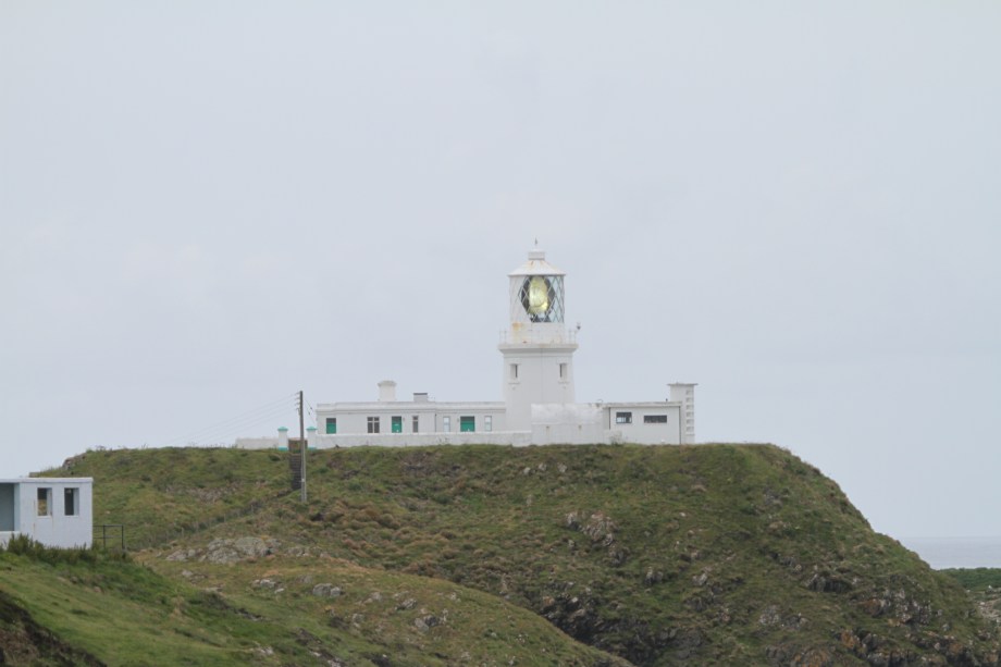 D 200 mm 70-200 mm lens